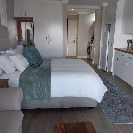 Ships Bell 17B Apartment St Francis Bay Bagian luar foto