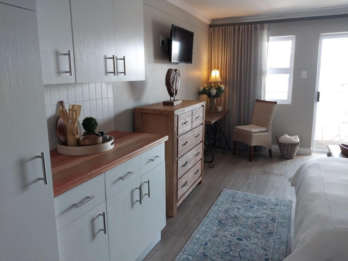 Ships Bell 17B Apartment St Francis Bay Bagian luar foto