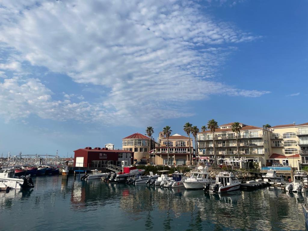 Ships Bell 17B Apartment St Francis Bay Bagian luar foto