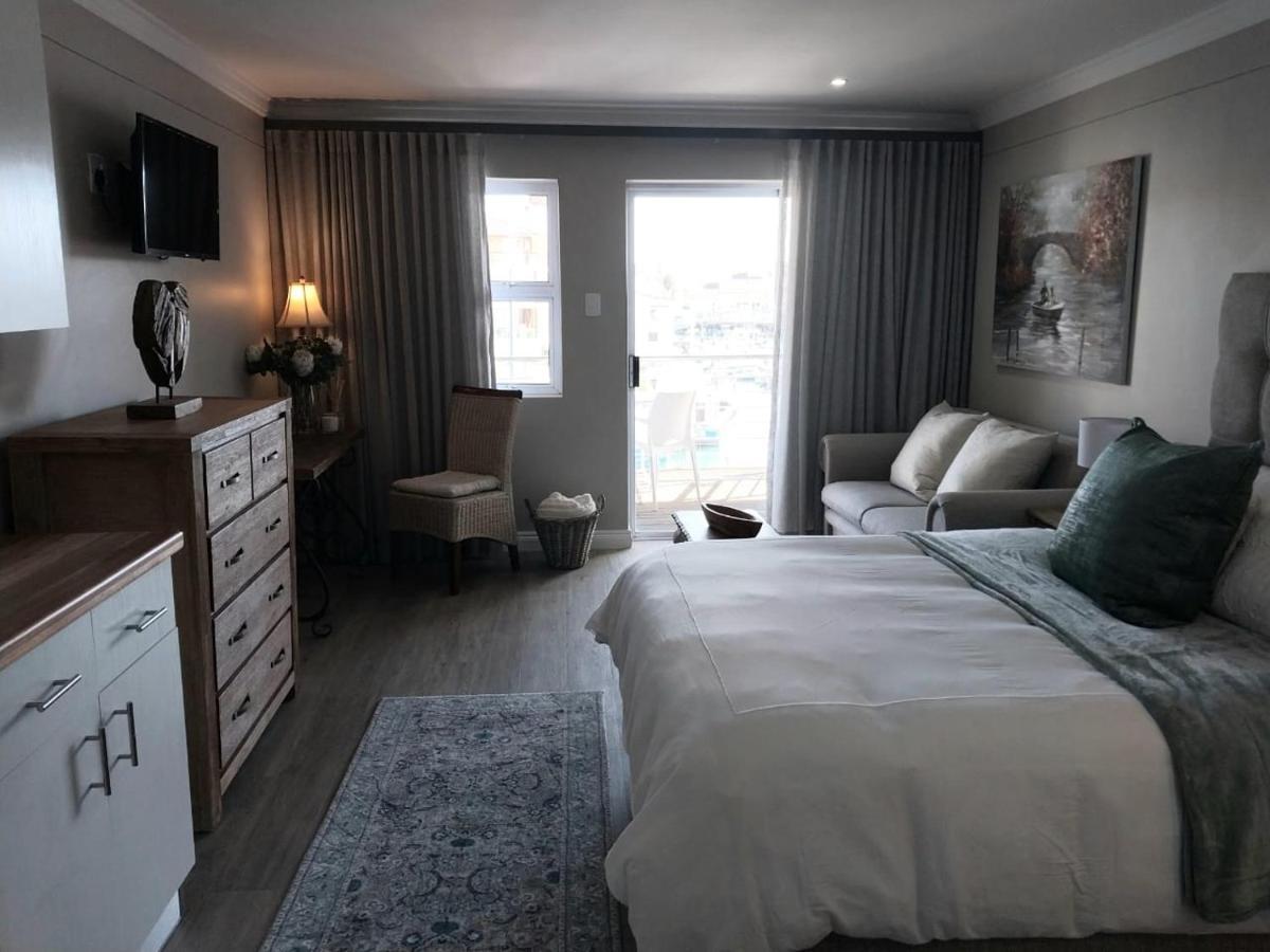 Ships Bell 17B Apartment St Francis Bay Bagian luar foto