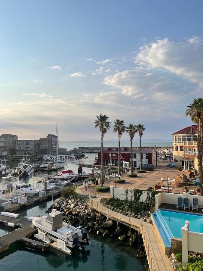 Ships Bell 17B Apartment St Francis Bay Bagian luar foto